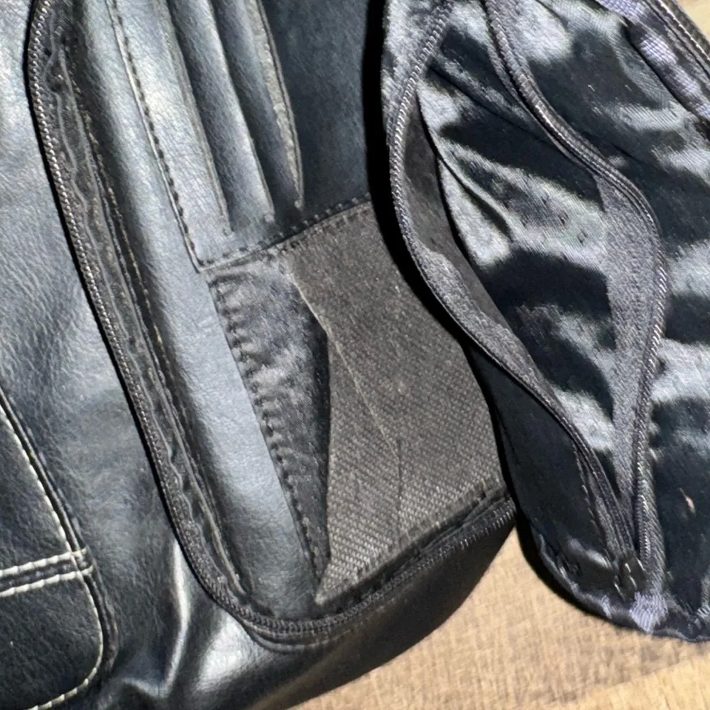 Vintage Targus Black Camera Gear Photography Convertible Crossbody Backpack